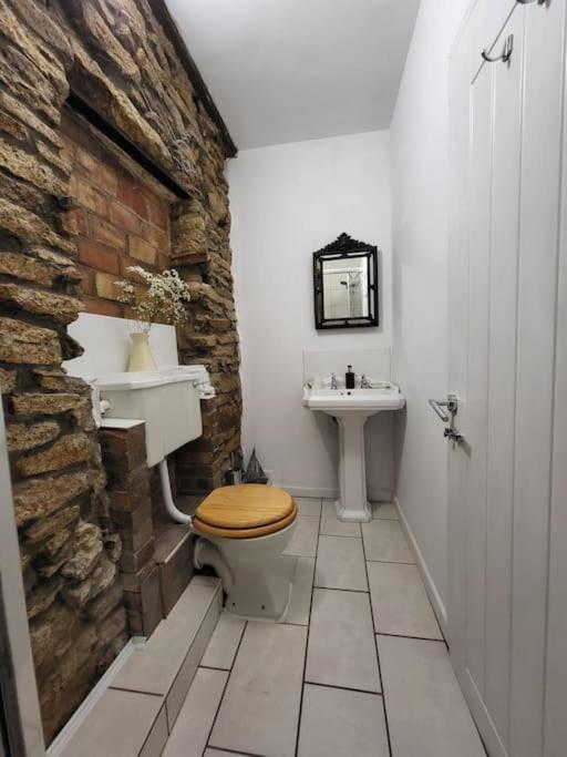 Old Telephone Exchange Apartment St Just